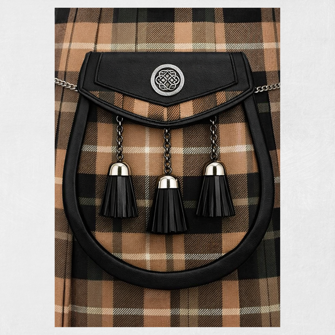 Lamont Weathered tartan sporran with leather backing and traditional tassels for Scottish kilt outfits
