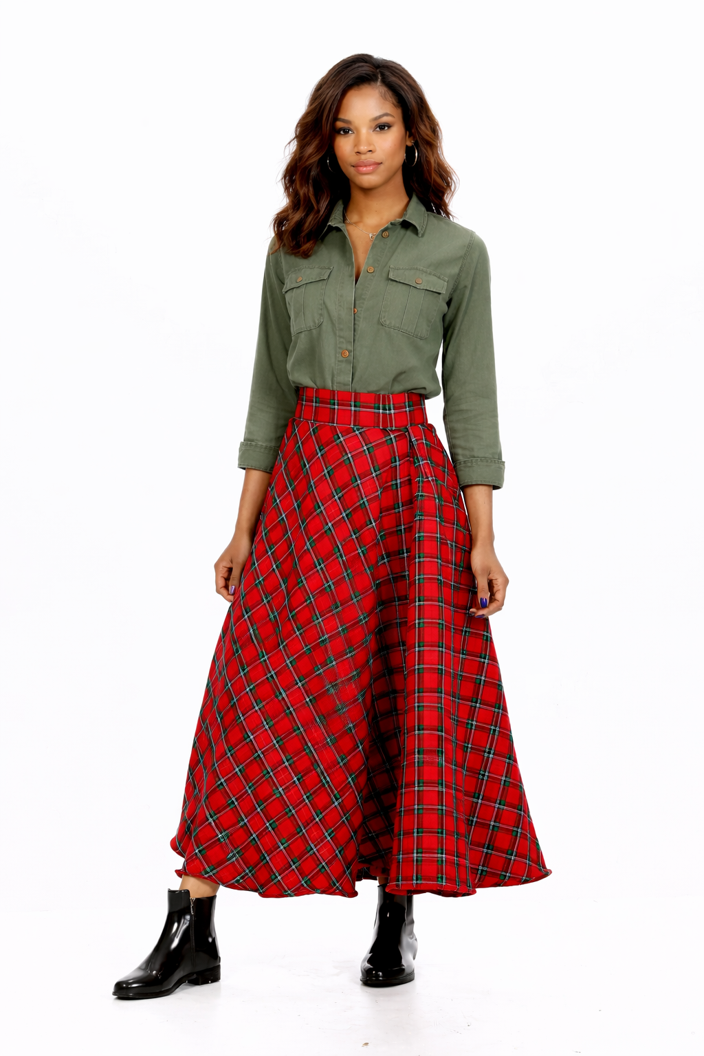 Pleated everyday skirt with classic pleats and comfortable waistband for daily and casual wear