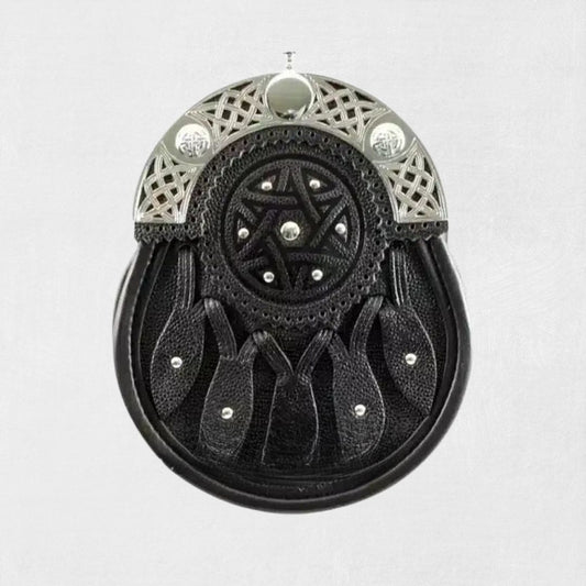 Front view of the Premium Quality Cantle Leaf Leather Sporran, showcasing the intricate leaf detailing and durable leather construction, adding elegance to your kilt outfit.