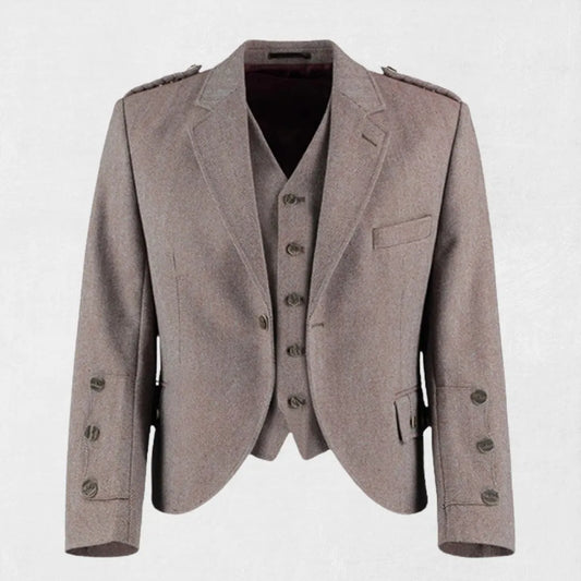 Front view of the Premium Quality Hand-Made Scottish Tweed Wool Argyle Jacket with Vest, highlighting the classic Argyle pattern, tailored fit, and elegant design.
