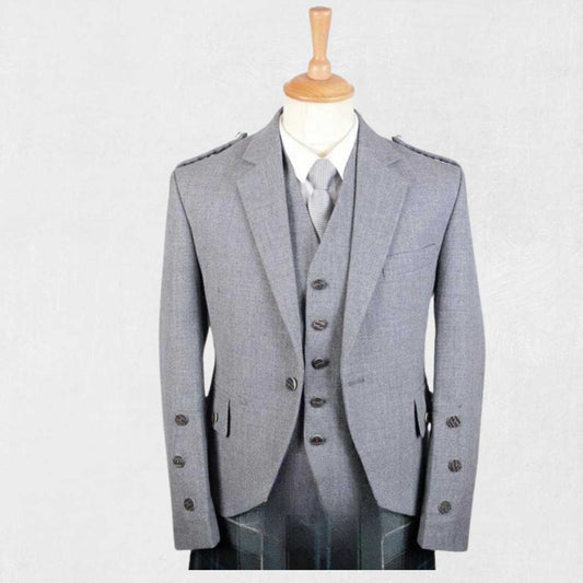 Front view of the Premium Quality Scottish Light Grey Argyle Jacket, showcasing the soft light grey color, classic Argyle pattern, and tailored fit.
