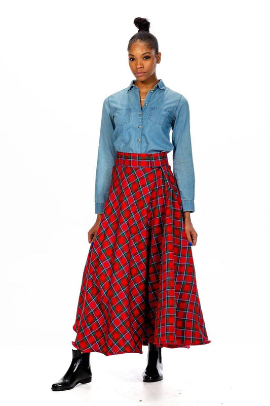 Pleated everyday skirt with classic pleats and comfortable waistband for daily and casual wear